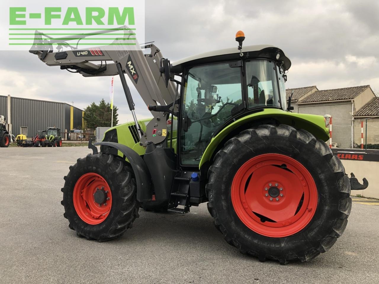 Traktor от тип CLAAS arion 450 (a53/500), Gebrauchtmaschine в ST ANDIOL (Снимка 4)