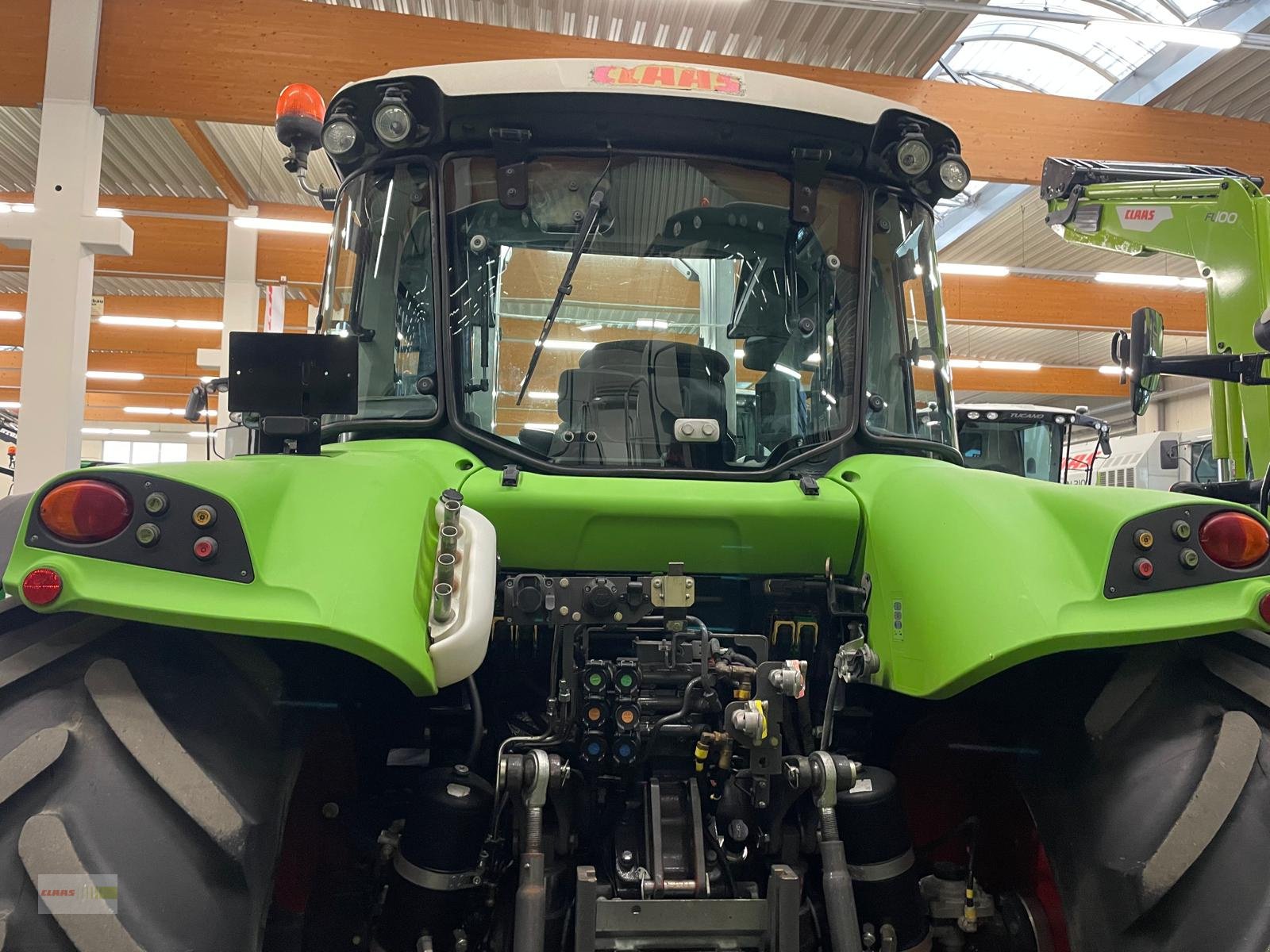 Traktor of the type CLAAS Arion 450 CIS PANORAMIC, Gebrauchtmaschine in Langenau (Picture 3)