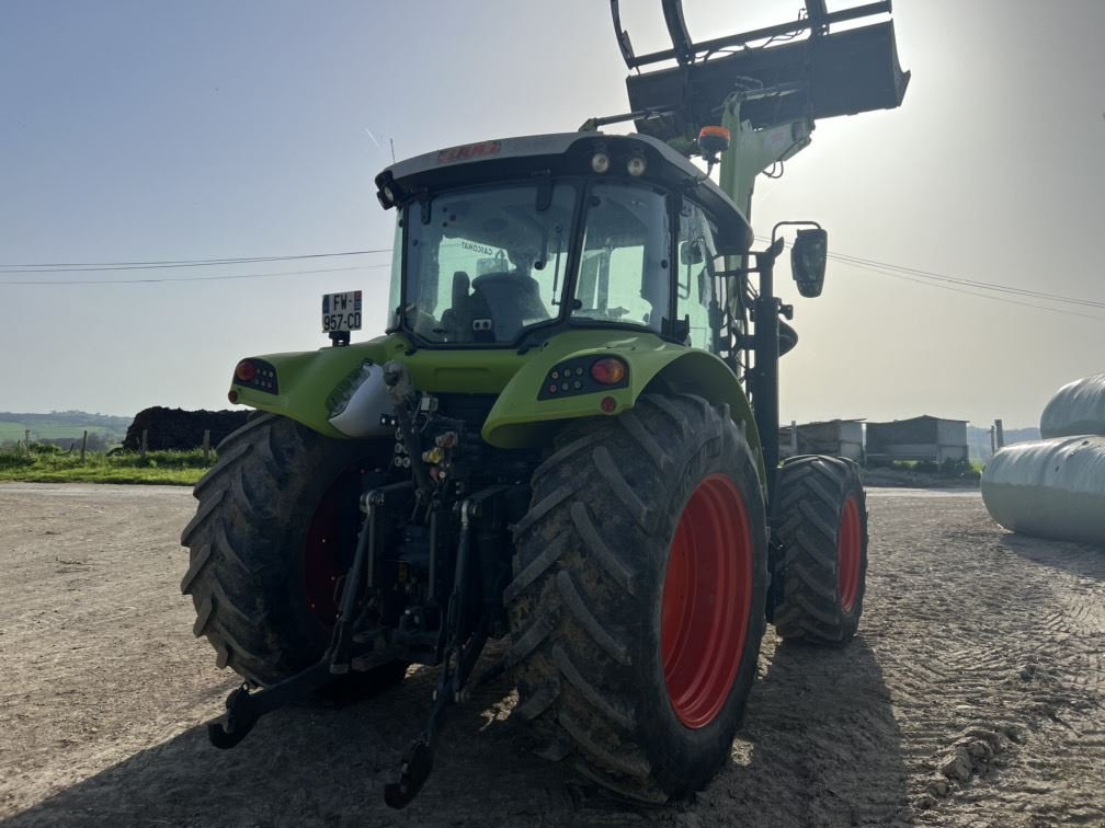 Traktor Türe ait CLAAS ARION 450, Gebrauchtmaschine içinde Aubiet (resim 4)