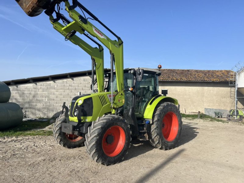 Traktor des Typs CLAAS ARION 450, Gebrauchtmaschine in Aubiet (Bild 1)