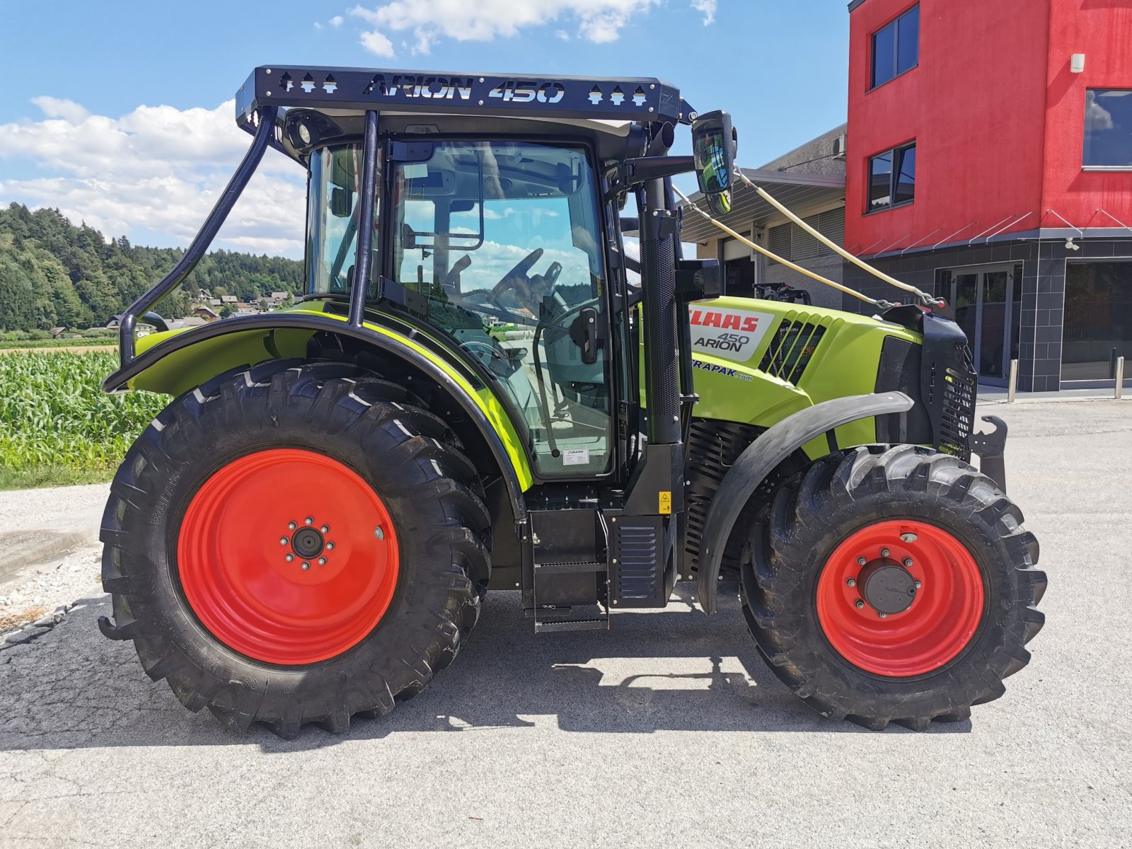 Traktor Türe ait CLAAS ARION 450, Gebrauchtmaschine içinde Naklo (resim 5)