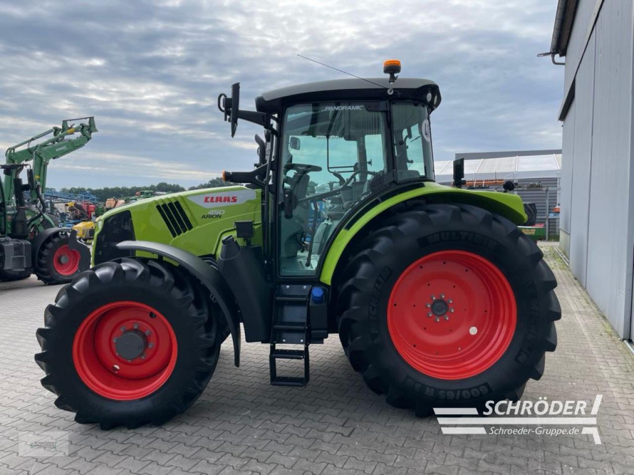 Traktor typu CLAAS ARION 450, Gebrauchtmaschine v Wildeshausen (Obrázok 4)