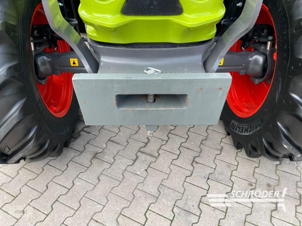 Traktor des Typs CLAAS ARION 450, Gebrauchtmaschine in Wildeshausen (Bild 8)