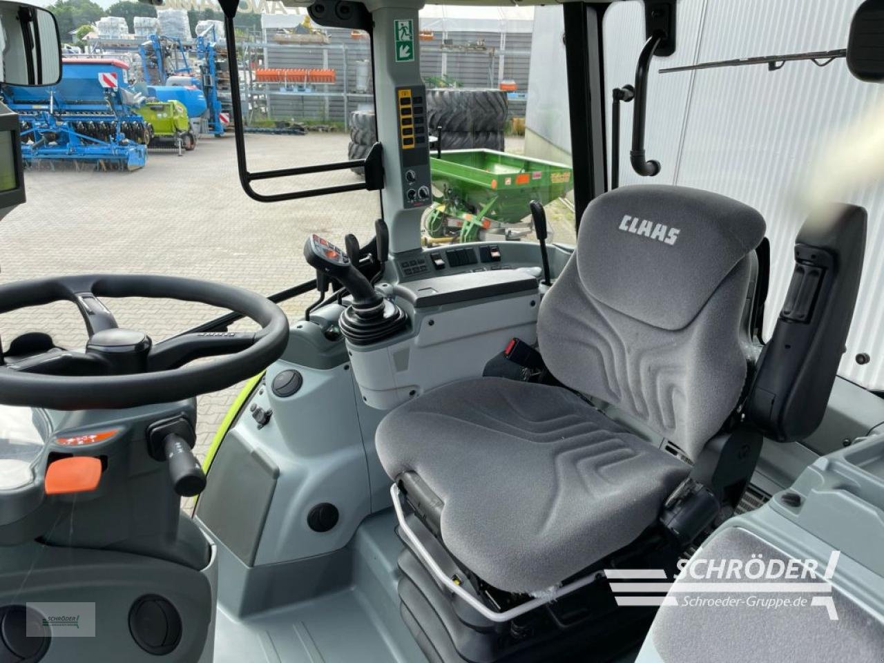 Traktor del tipo CLAAS ARION 450, Gebrauchtmaschine en Wildeshausen (Imagen 11)