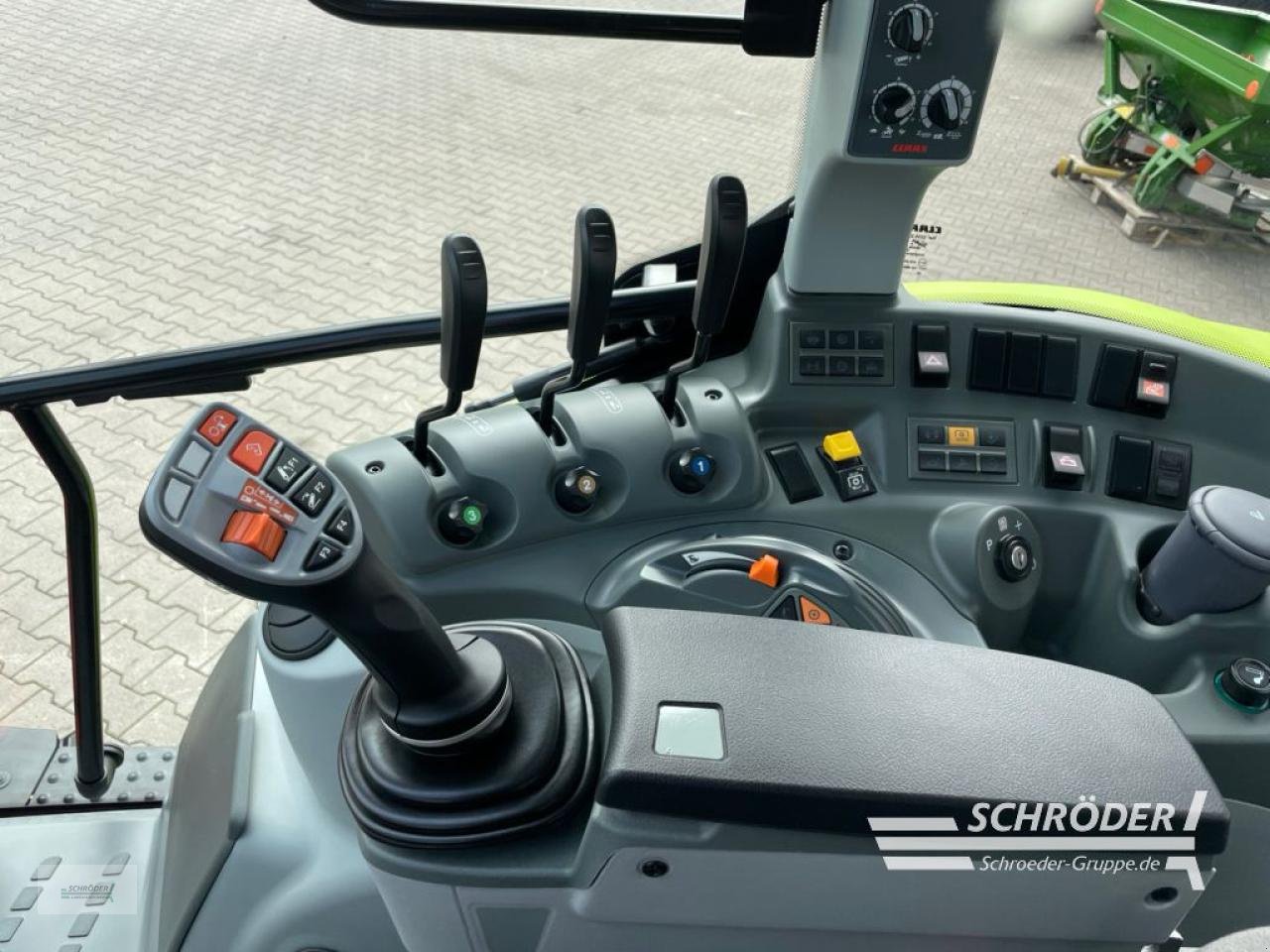 Traktor Türe ait CLAAS ARION 450, Gebrauchtmaschine içinde Wildeshausen (resim 12)