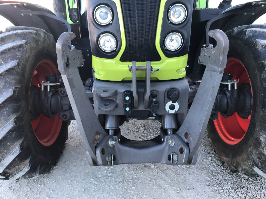 Traktor of the type CLAAS Arion 460, Gebrauchtmaschine in MORLHON LE HAUT (Picture 8)