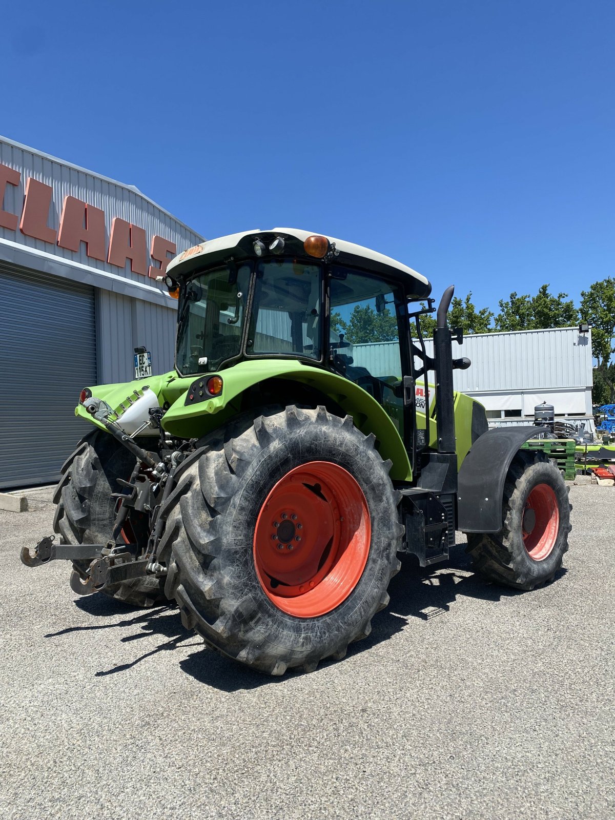 Traktor del tipo CLAAS ARION 460, Gebrauchtmaschine In SAINT ANDIOL (Immagine 3)