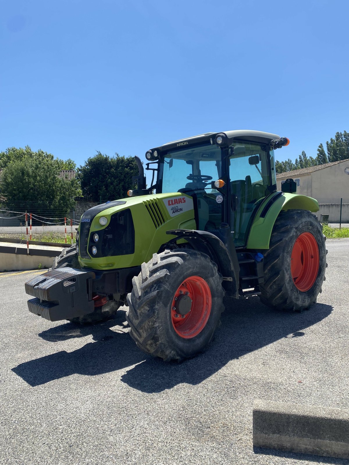 Traktor del tipo CLAAS ARION 460, Gebrauchtmaschine In SAINT ANDIOL (Immagine 8)