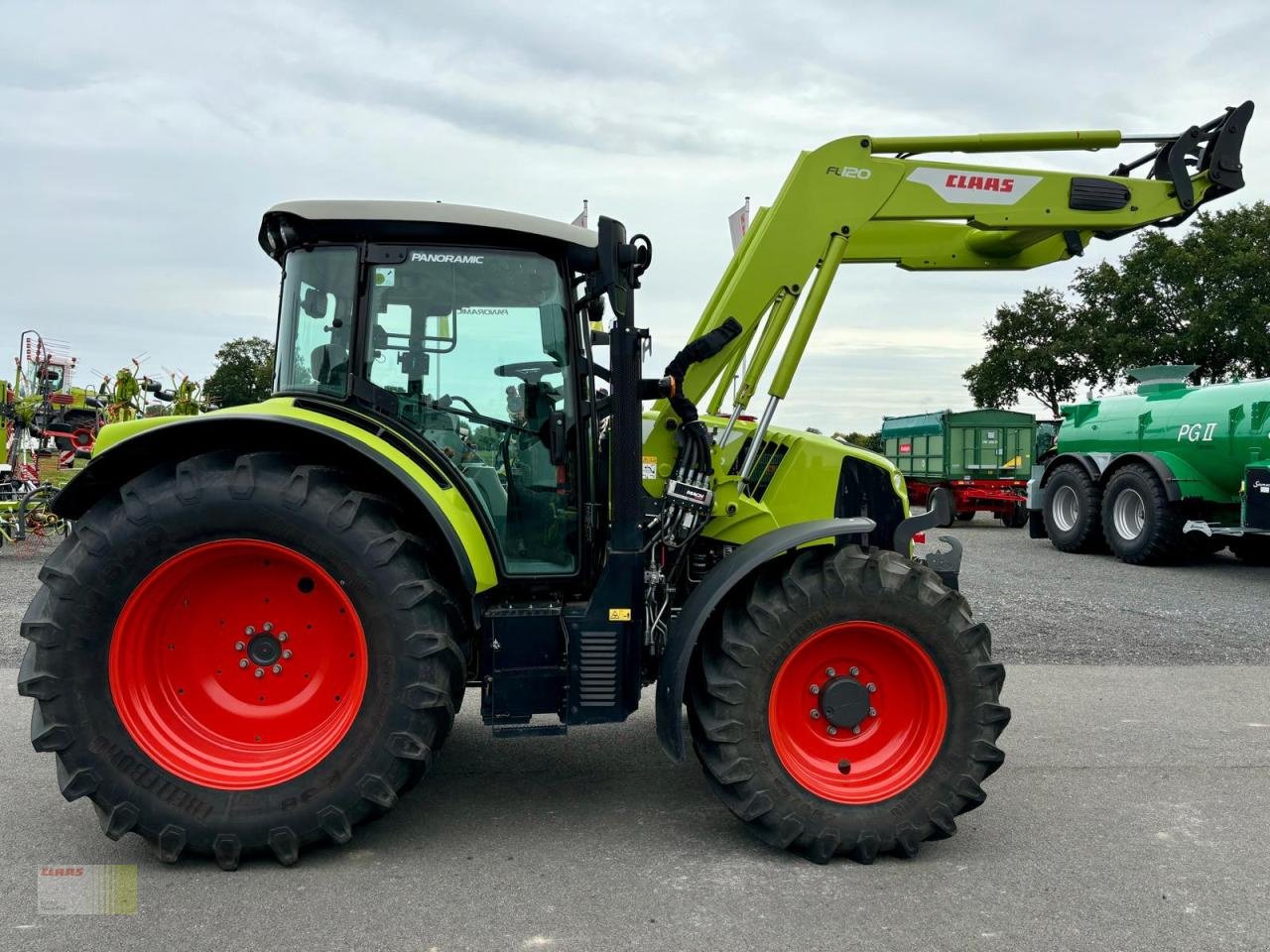 Traktor del tipo CLAAS ARION 470 CIS+ PANORAMIC, Frontlader FL 120, FKH + FZW, Klima, Druckluft, nur 371 h !, Gebrauchtmaschine In Molbergen (Immagine 7)