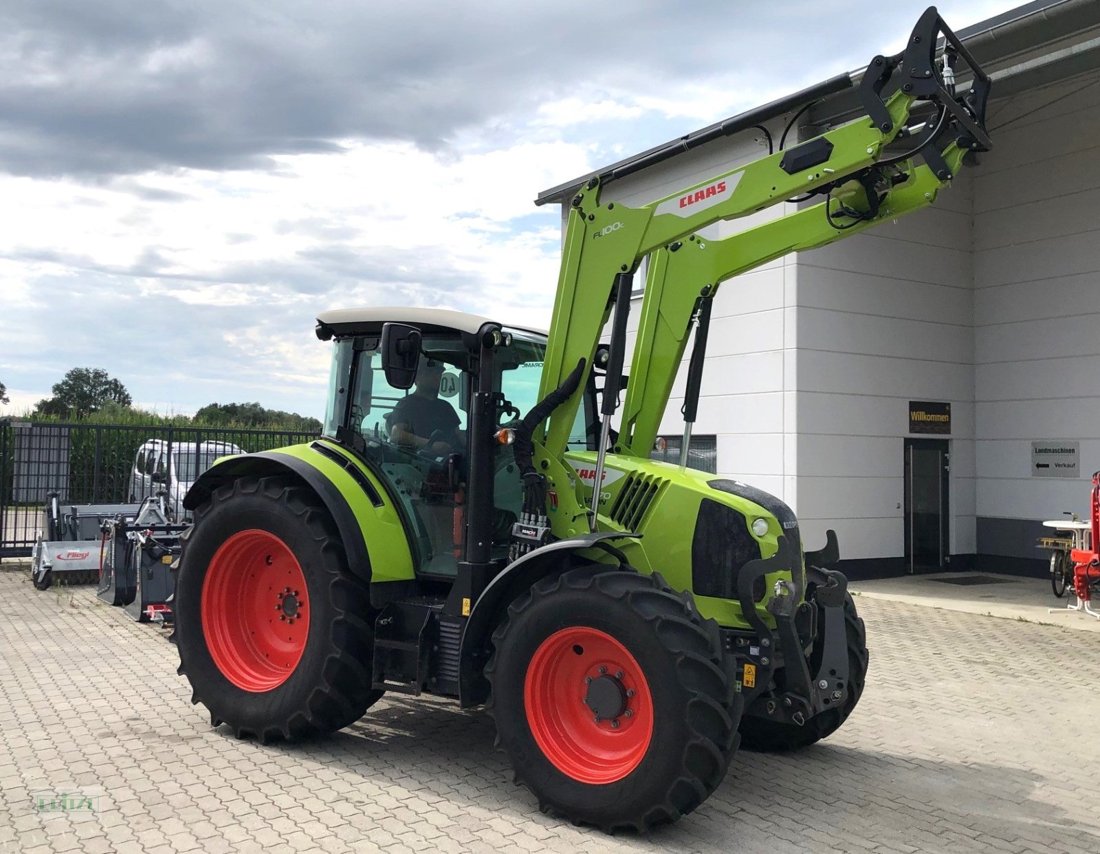 Traktor του τύπου CLAAS Arion 470 CIS, Gebrauchtmaschine σε Bruckmühl (Φωτογραφία 2)