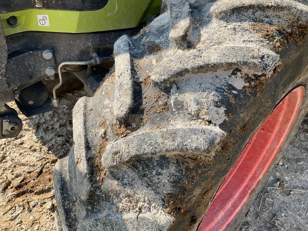 Traktor a típus CLAAS ARION 510 CIS+, Gebrauchtmaschine ekkor: MORLHON LE HAUT (Kép 8)