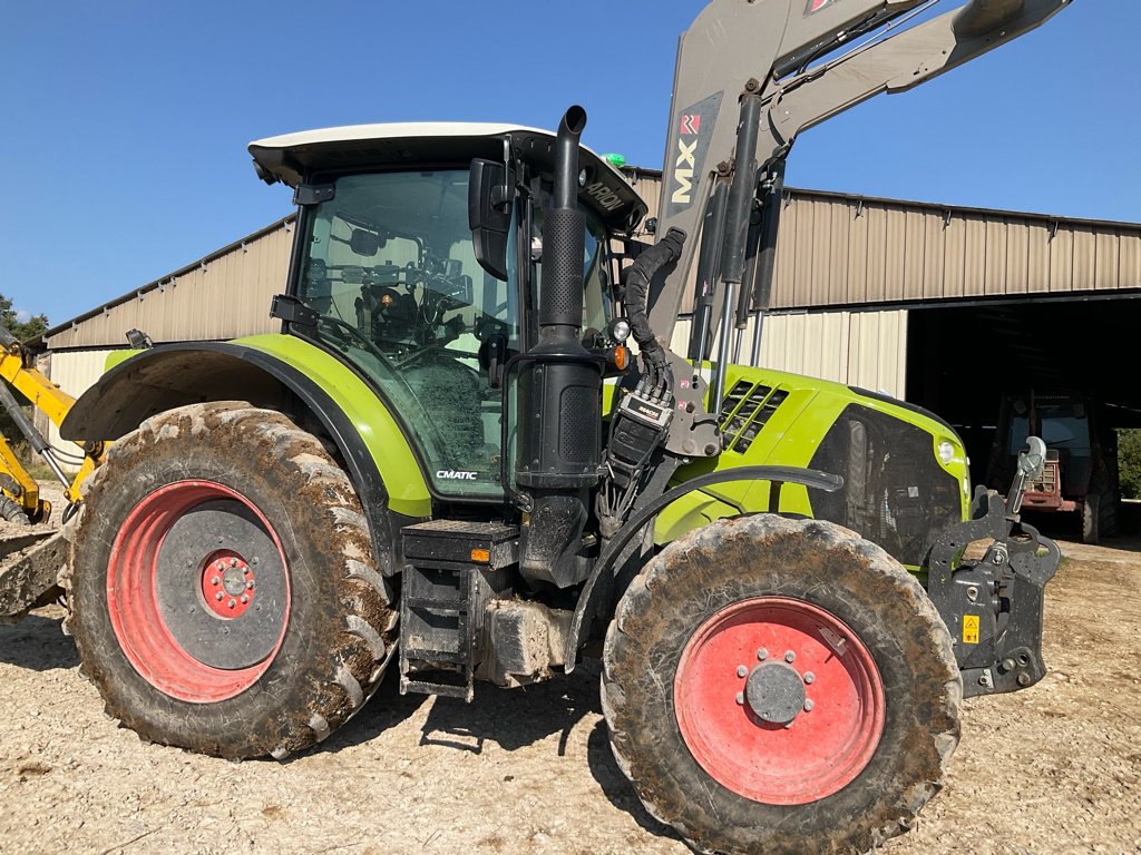 Traktor typu CLAAS ARION 510 CIS+, Gebrauchtmaschine w MORLHON LE HAUT (Zdjęcie 4)