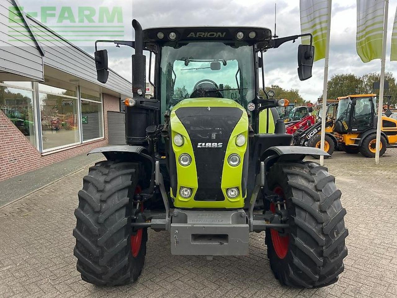 Traktor des Typs CLAAS arion 510 cis CIS, Gebrauchtmaschine in ag BROEKLAND (Bild 4)