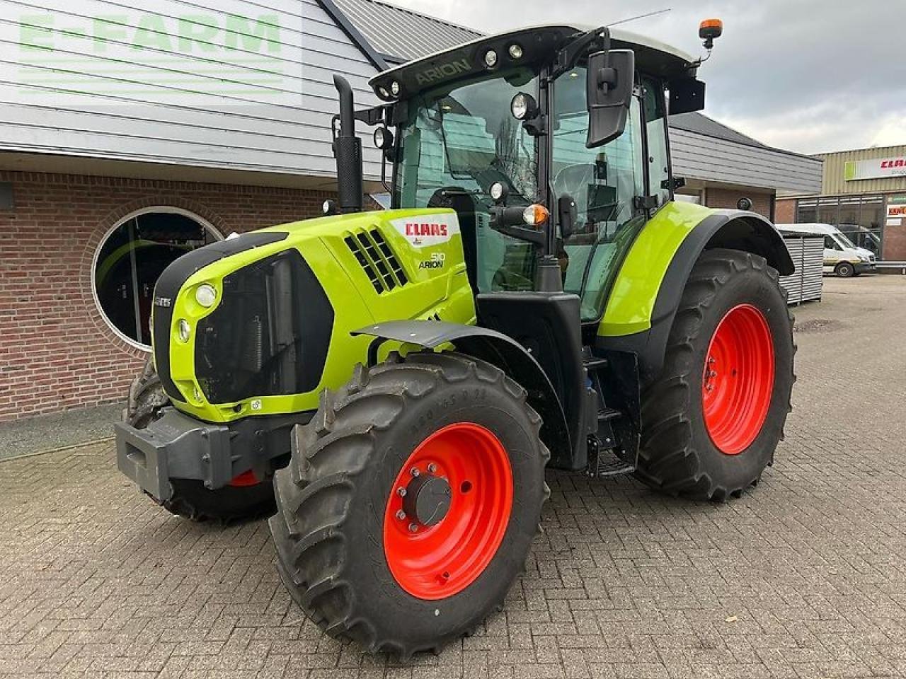 Traktor типа CLAAS arion 510 cis CIS, Gebrauchtmaschine в ag BROEKLAND (Фотография 1)