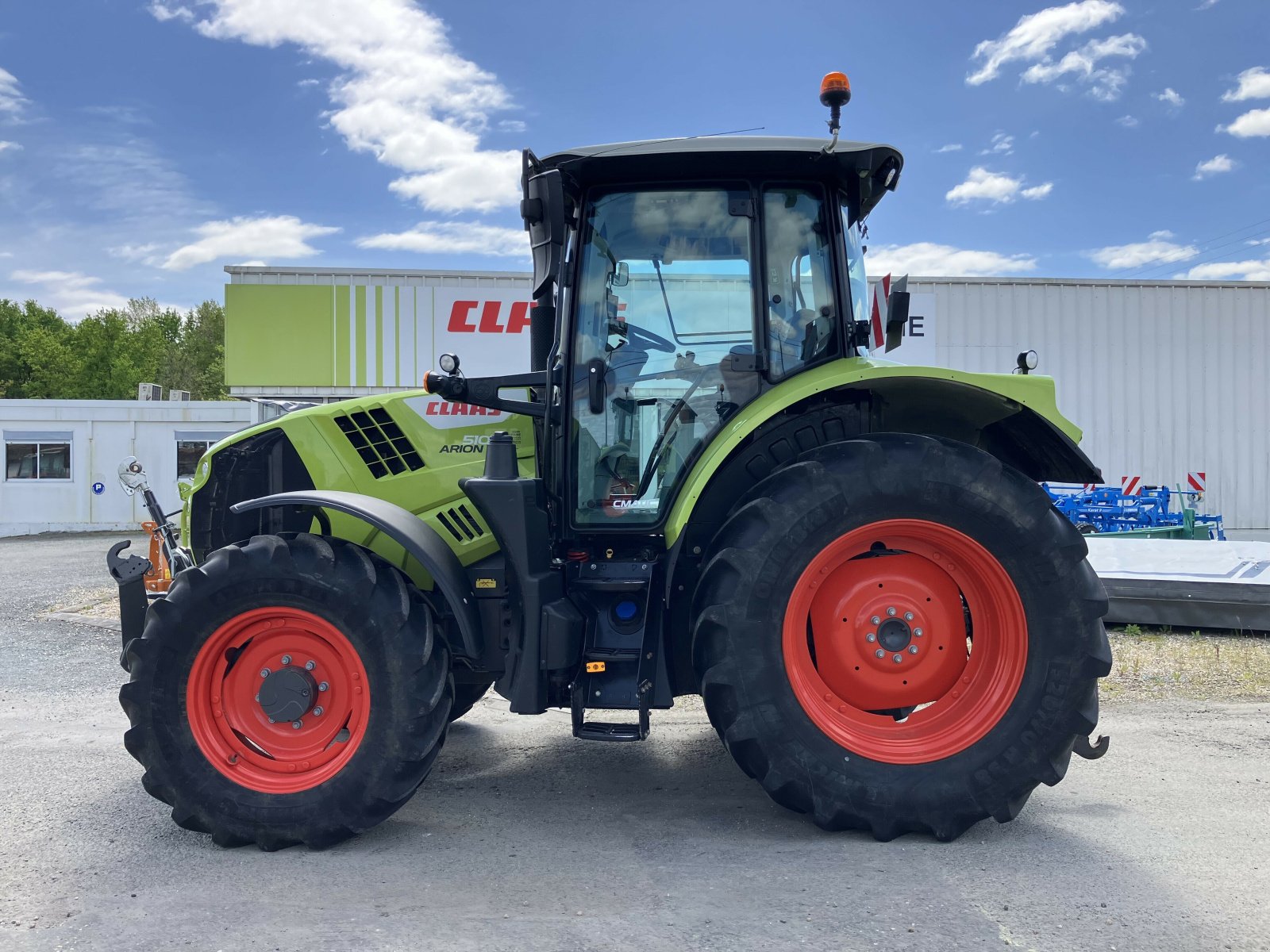 Traktor типа CLAAS ARION 510 CIS, Gebrauchtmaschine в Gardonne (Фотография 2)