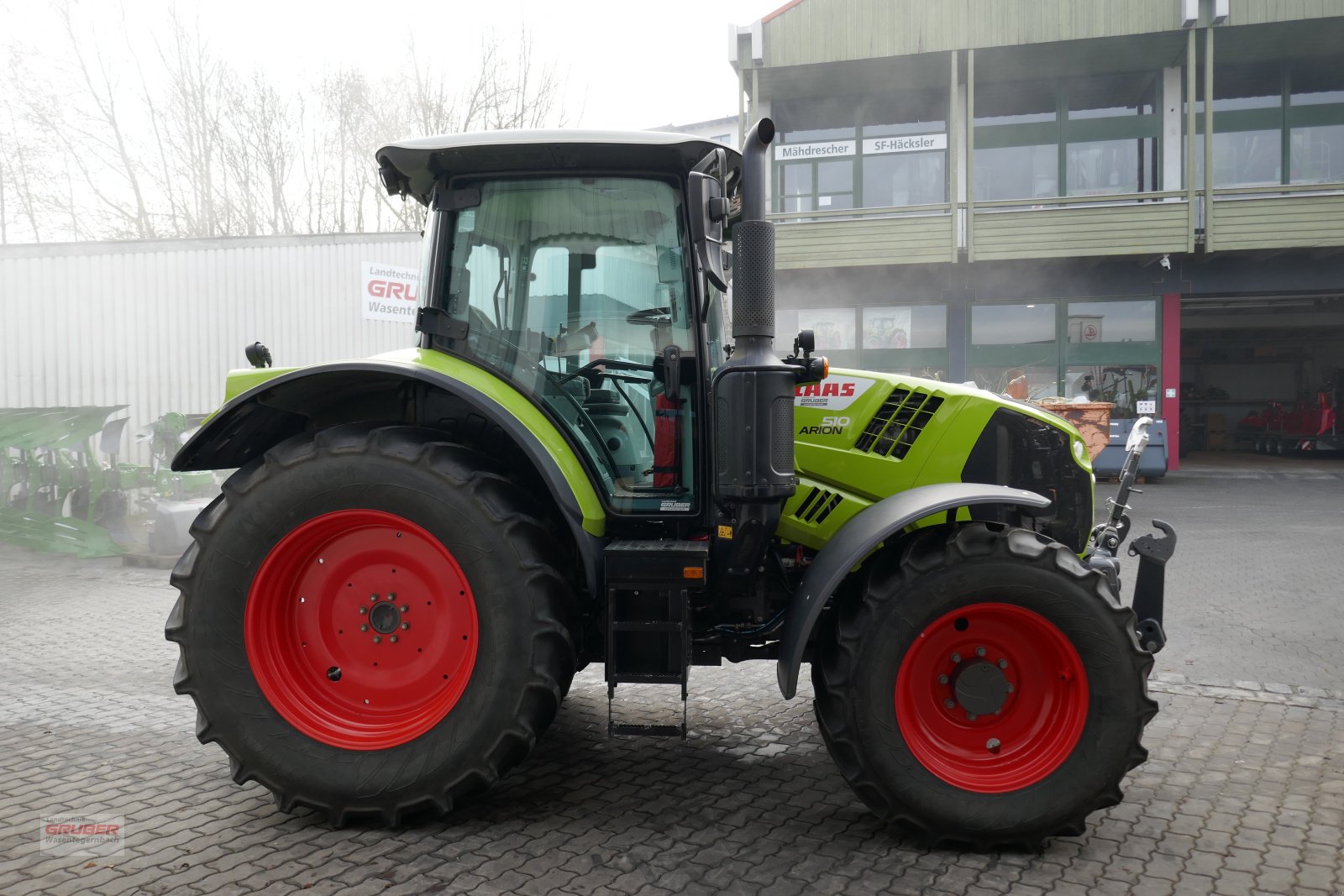 Traktor typu CLAAS Arion 510 CIS, Gebrauchtmaschine v Dorfen (Obrázek 3)