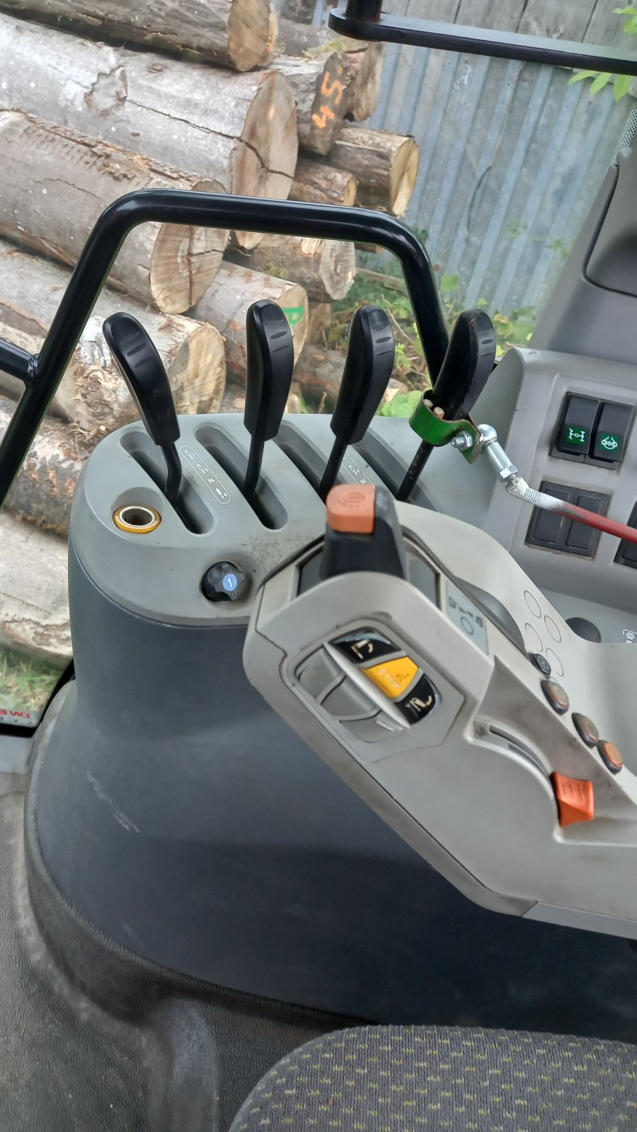 Traktor a típus CLAAS Arion 510 CIS, Gebrauchtmaschine ekkor: Wustviel (Kép 11)