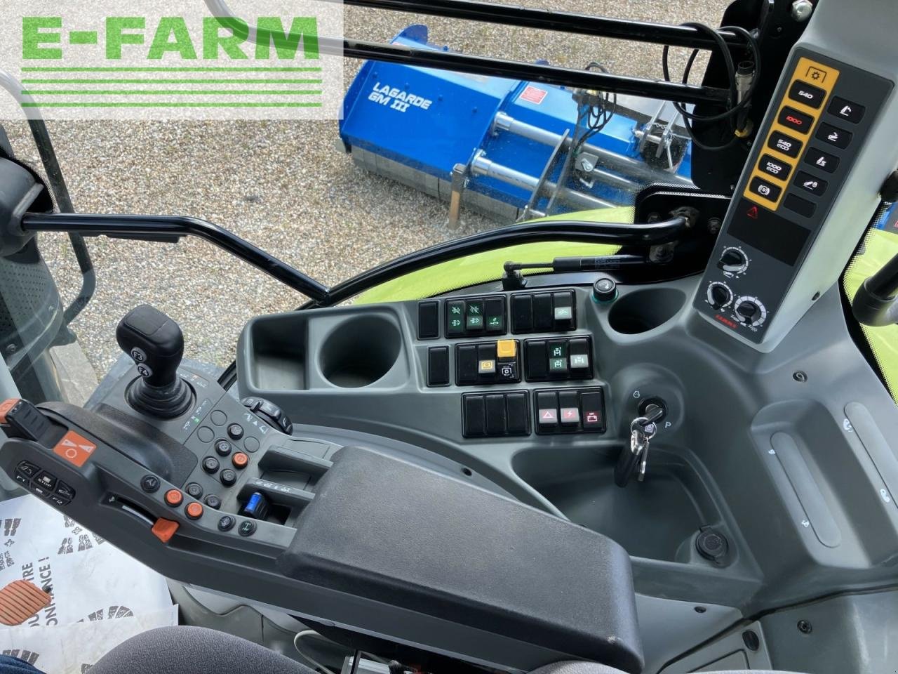 Traktor del tipo CLAAS arion 510 cmatic cis+ CMATIC CIS+, Gebrauchtmaschine en AILLAS (33 - GIRONDE) (Imagen 7)