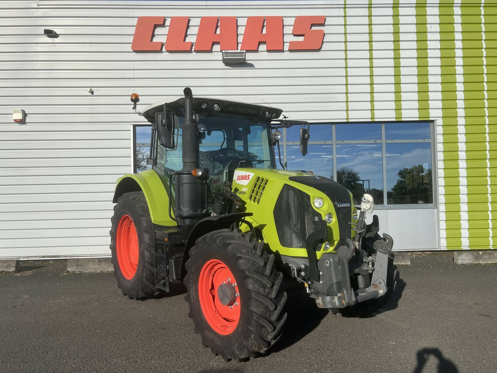 Traktor del tipo CLAAS ARION 510 CMATIC S5, Gebrauchtmaschine In Gannat (Immagine 1)