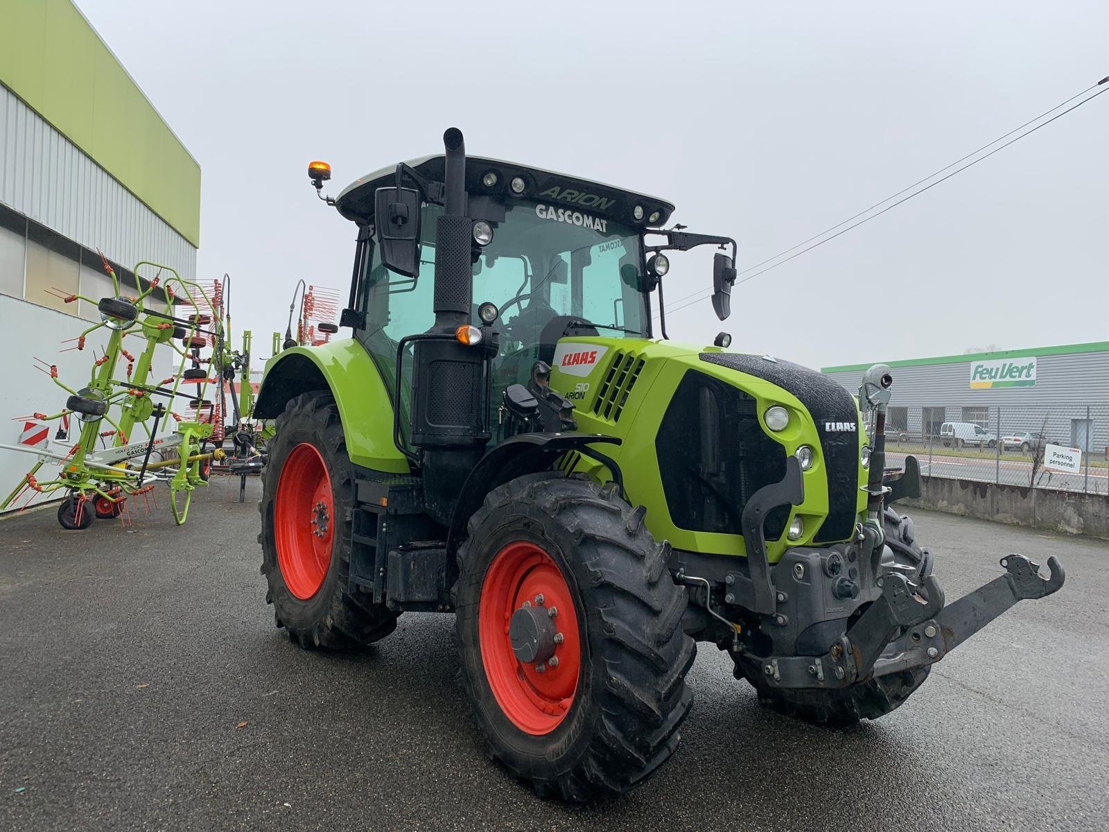 Traktor des Typs CLAAS ARION 510 CMATIC - ST, Gebrauchtmaschine in ORLEIX (Bild 2)