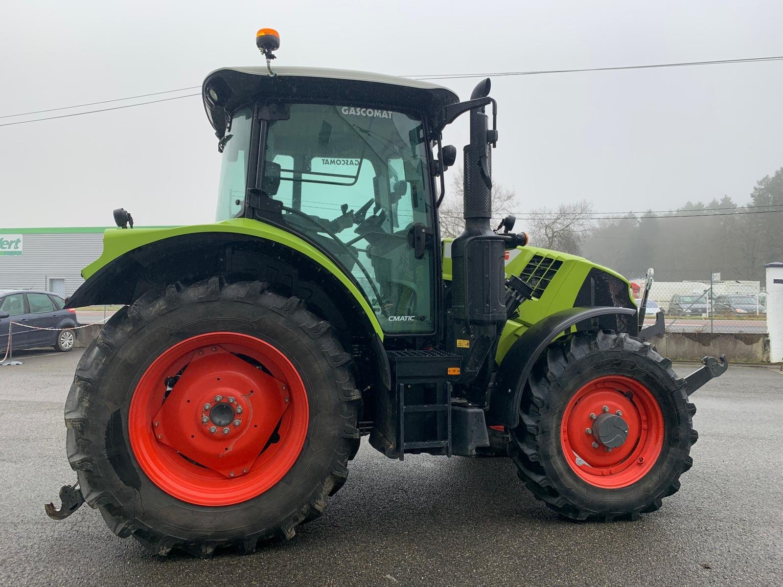 Traktor typu CLAAS ARION 510 CMATIC - ST, Gebrauchtmaschine v ORLEIX (Obrázek 5)