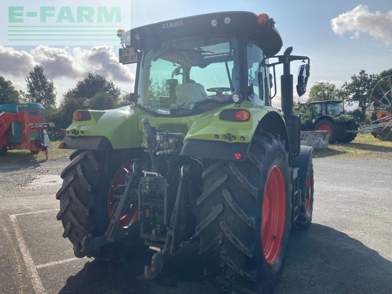 Traktor του τύπου CLAAS arion 510 cmatic, Gebrauchtmaschine σε ARNAGE (Φωτογραφία 7)