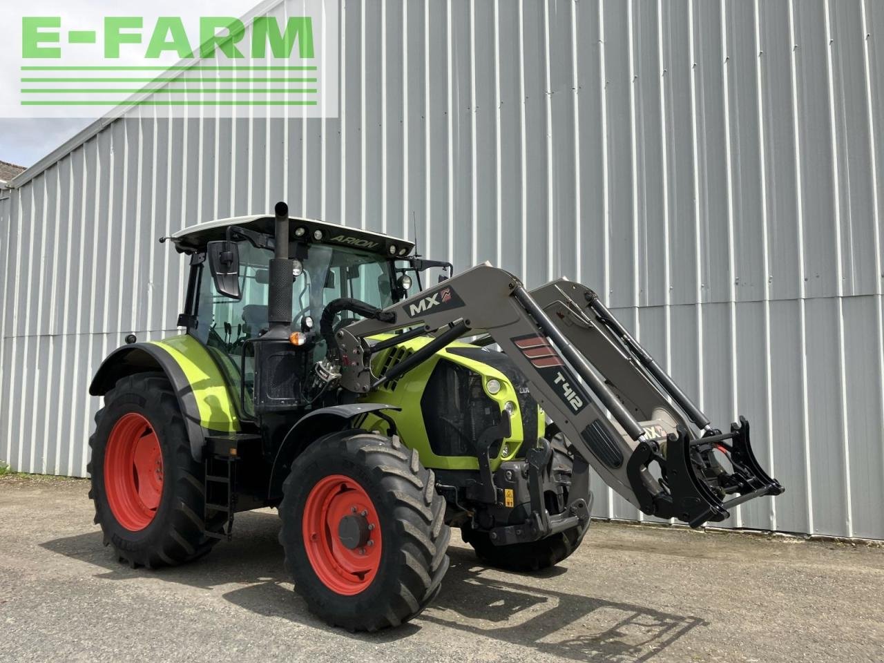 Traktor typu CLAAS arion 510 - stage v +t412, Gebrauchtmaschine w PLOUIGNEAU (Zdjęcie 2)