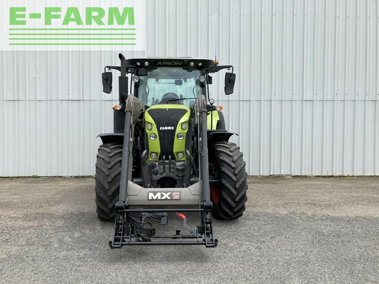 Traktor typu CLAAS arion 510 - stage v +t412, Gebrauchtmaschine w PLOUIGNEAU (Zdjęcie 4)