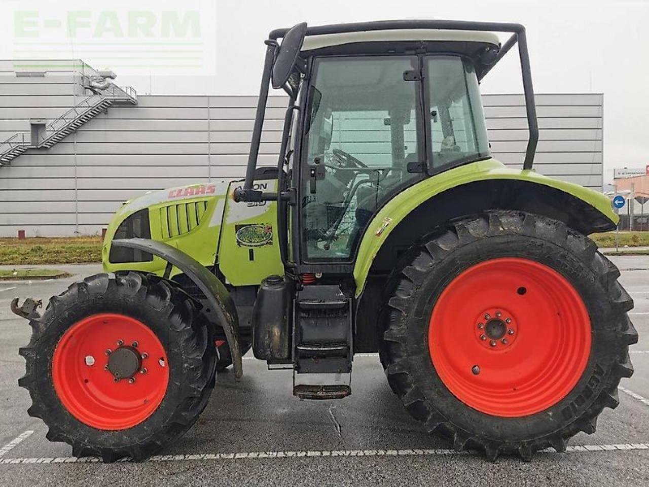 Traktor van het type CLAAS arion 510, Gebrauchtmaschine in SV. TROJIC (Foto 5)