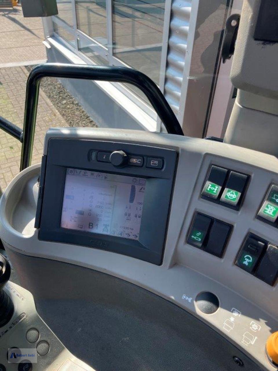 Traktor du type CLAAS Arion 520 Cebis, Gebrauchtmaschine en Hillesheim (Photo 11)