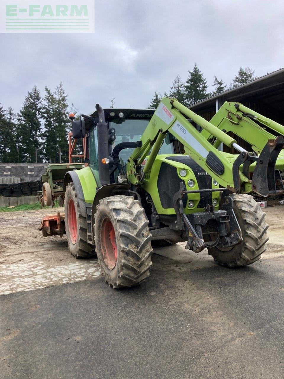 Traktor типа CLAAS arion 520 t4i, Gebrauchtmaschine в PONTIVY (56 - MORBIHAN) (Фотография 2)