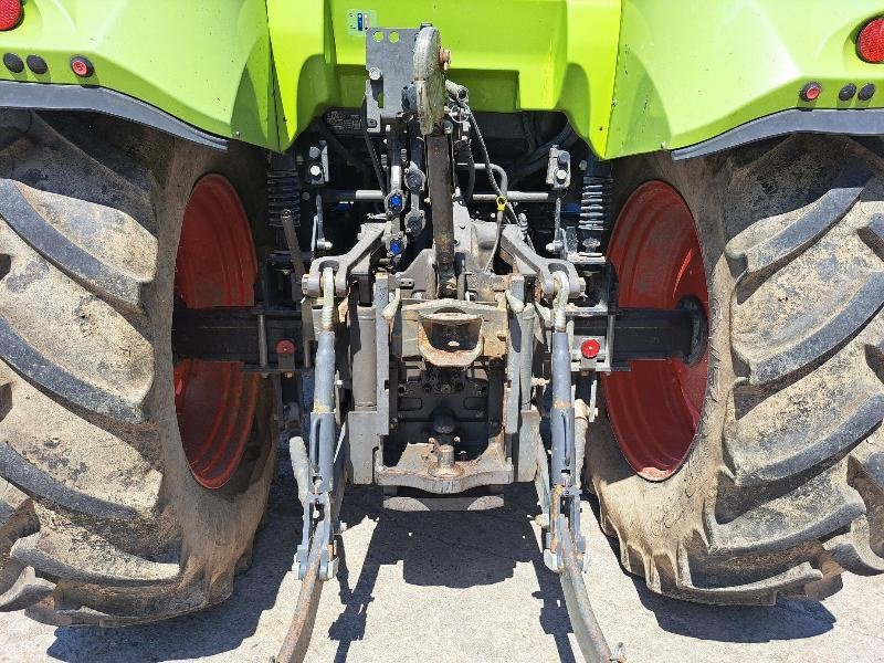 Traktor типа CLAAS ARION 520, Gebrauchtmaschine в VERDUN (Фотография 6)