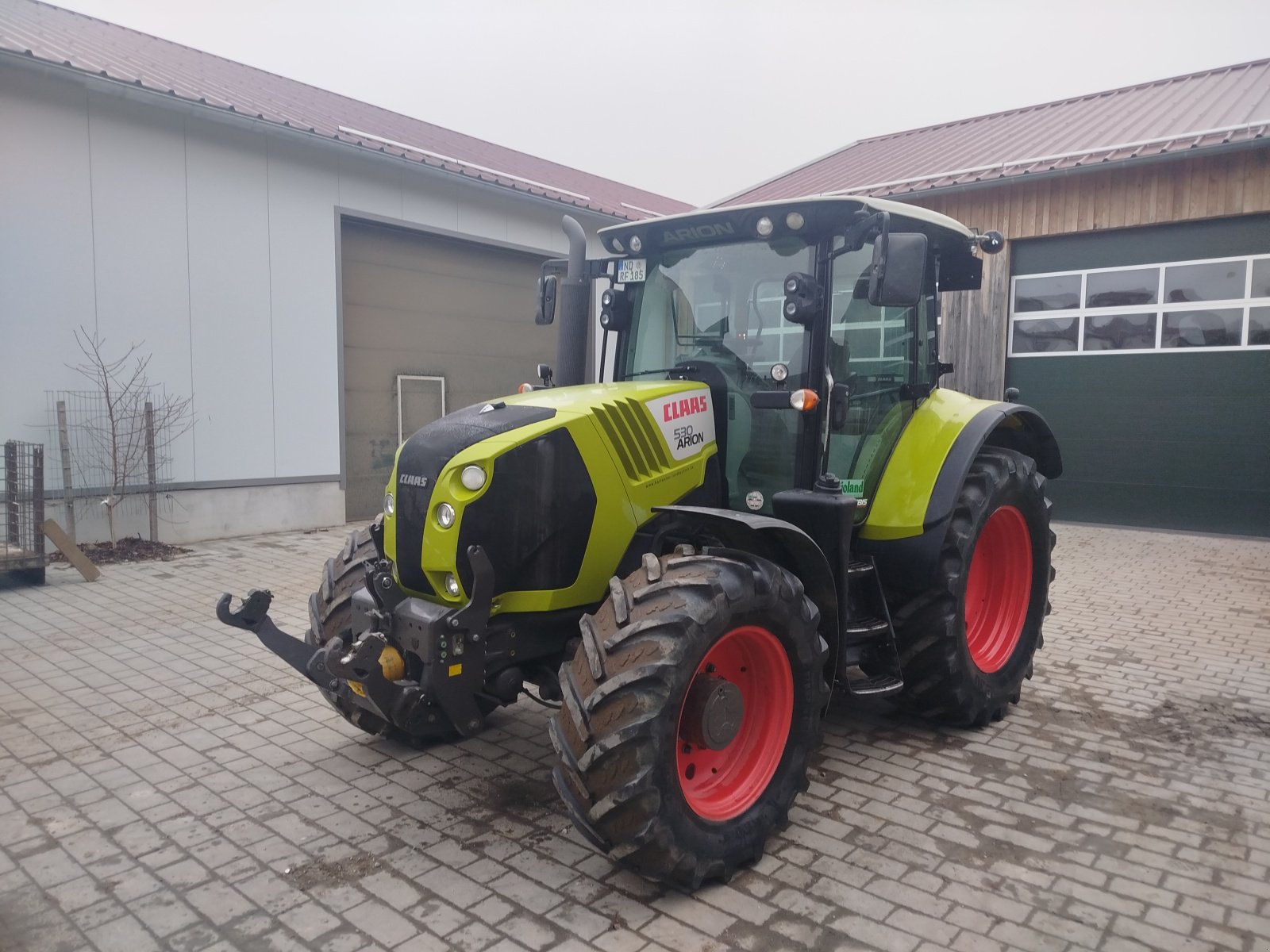 Traktor des Typs CLAAS Arion 530 CEBIS, Gebrauchtmaschine in Schrobenhausen (Bild 1)