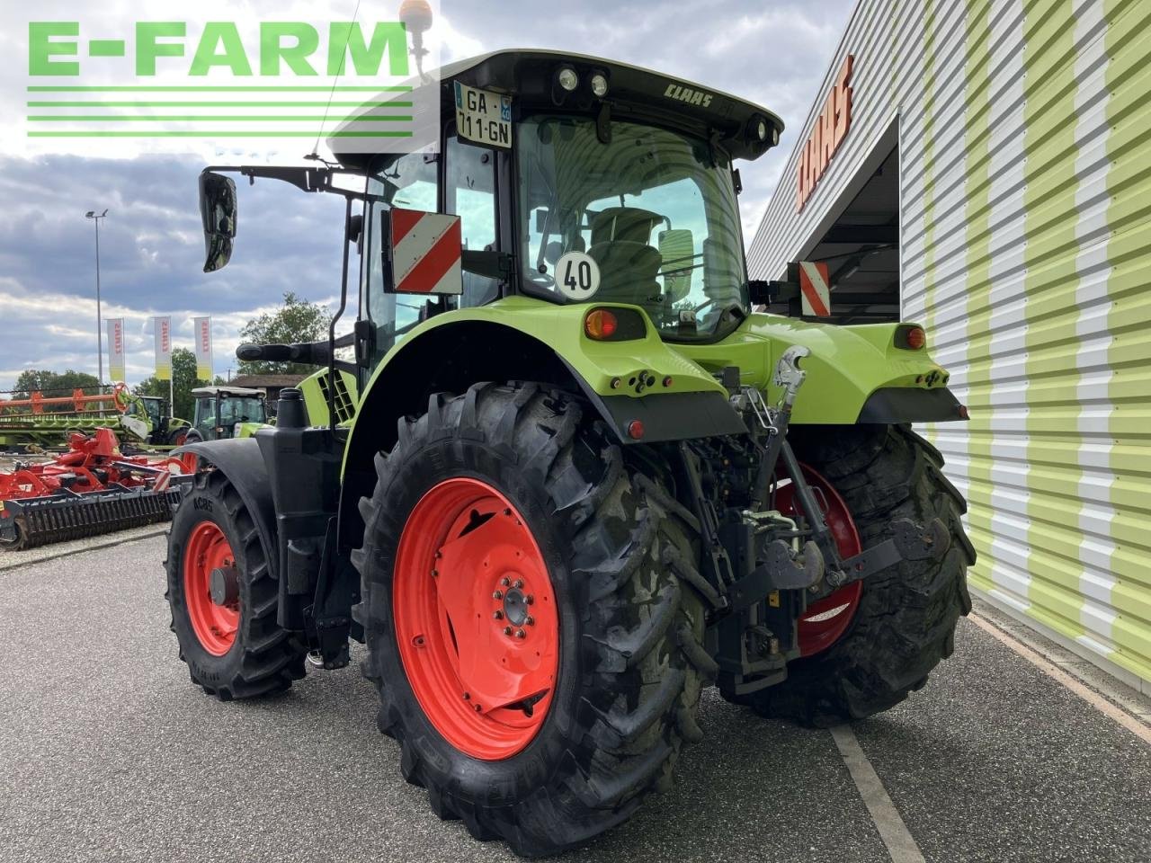 Traktor van het type CLAAS arion 530 cis CIS, Gebrauchtmaschine in AILLAS (33 - GIRONDE) (Foto 3)