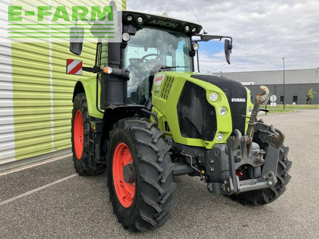 Traktor des Typs CLAAS arion 530 cis CIS, Gebrauchtmaschine in AILLAS (33 - GIRONDE) (Bild 7)