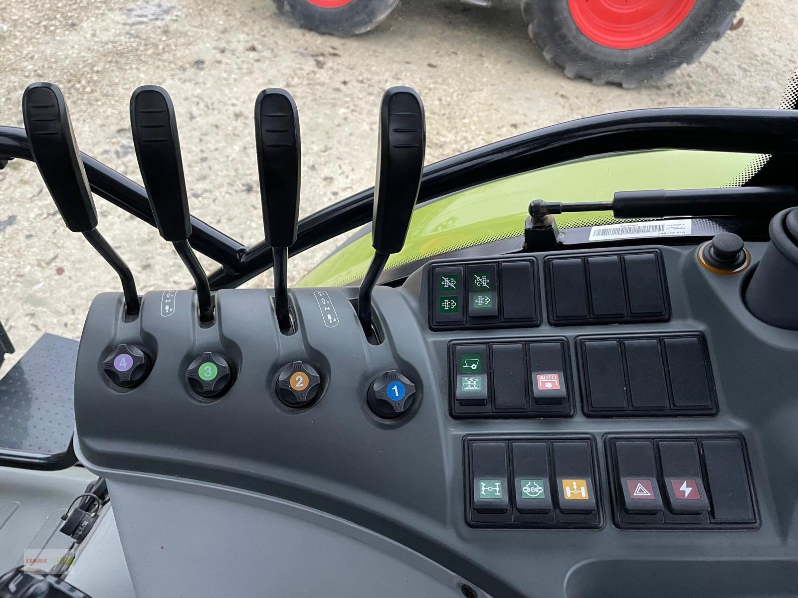 Traktor typu CLAAS Arion 530 CIS inkl. FL 150, Gebrauchtmaschine w Langenau (Zdjęcie 12)