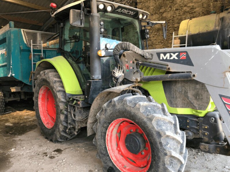 Traktor typu CLAAS ARION 530 CIS INTENSIVE ELECTR, Gebrauchtmaschine v PONTIVY (Obrázok 1)