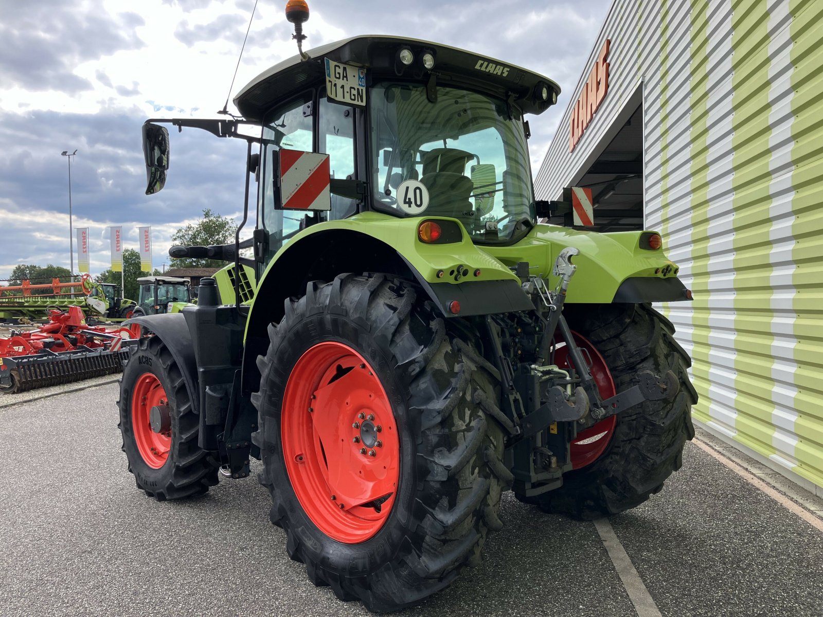 Traktor des Typs CLAAS ARION 530 CIS, Gebrauchtmaschine in ailias (Bild 3)