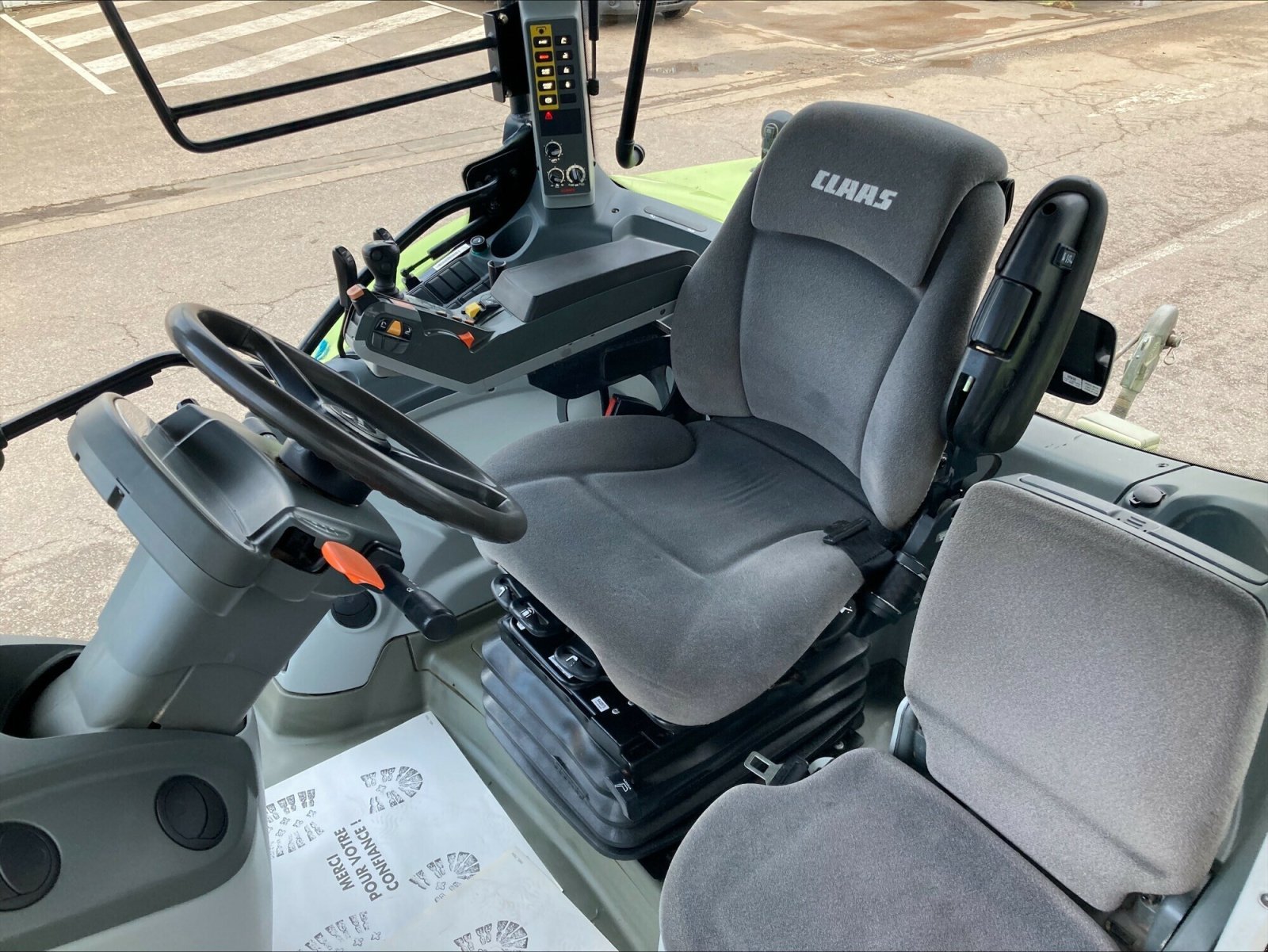 Traktor Türe ait CLAAS ARION 530 CIS, Gebrauchtmaschine içinde CHEMINOT (resim 7)