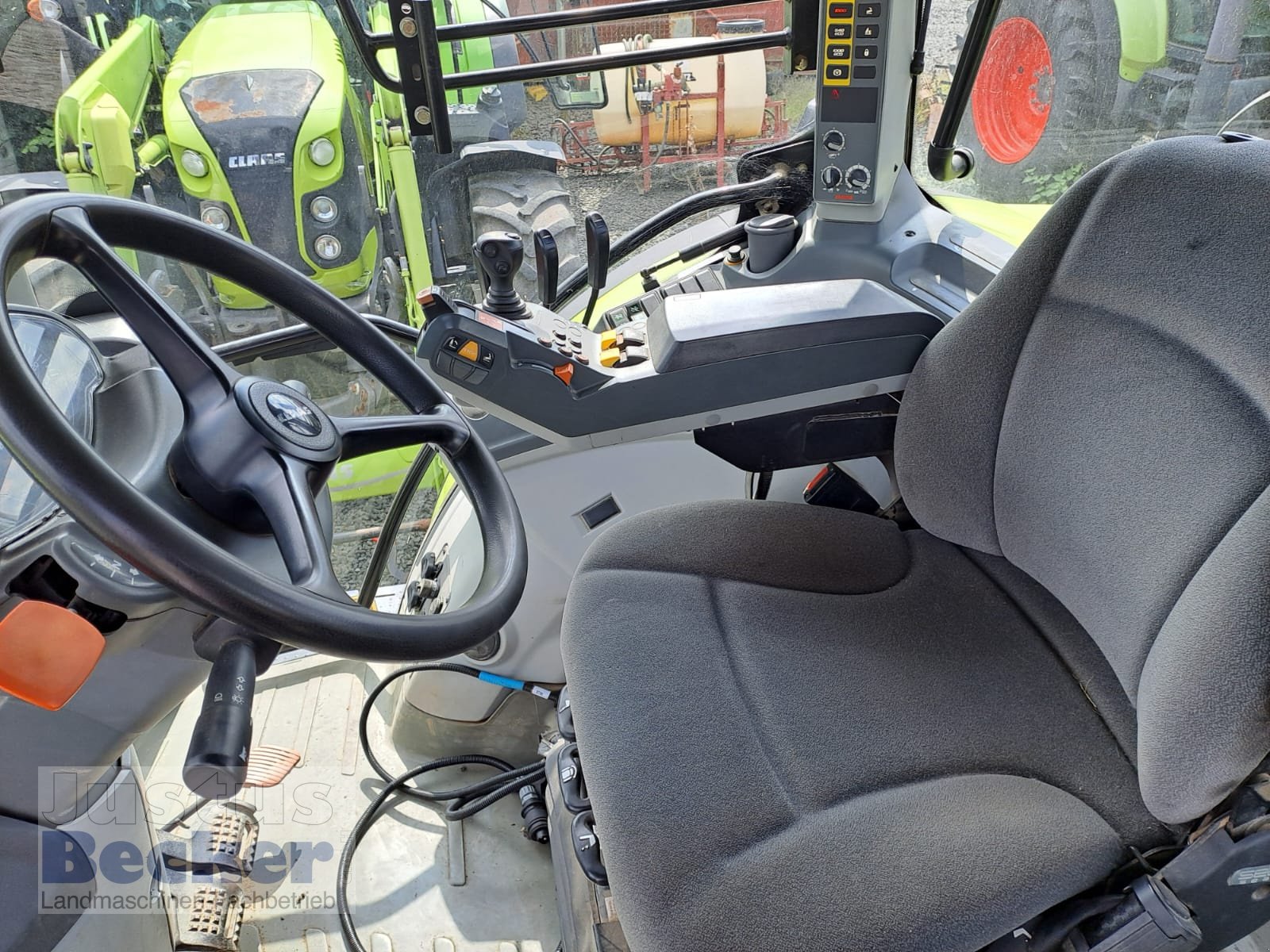 Traktor a típus CLAAS Arion 530 CIS, Gebrauchtmaschine ekkor: Weimar-Niederwalgern (Kép 5)