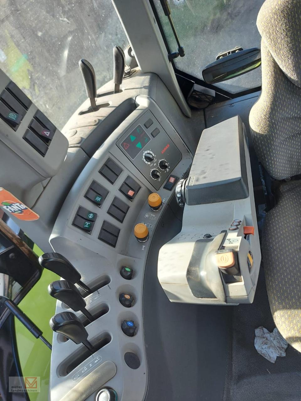 Traktor del tipo CLAAS Arion 530 CIS, Gebrauchtmaschine en Bonndorf (Imagen 5)