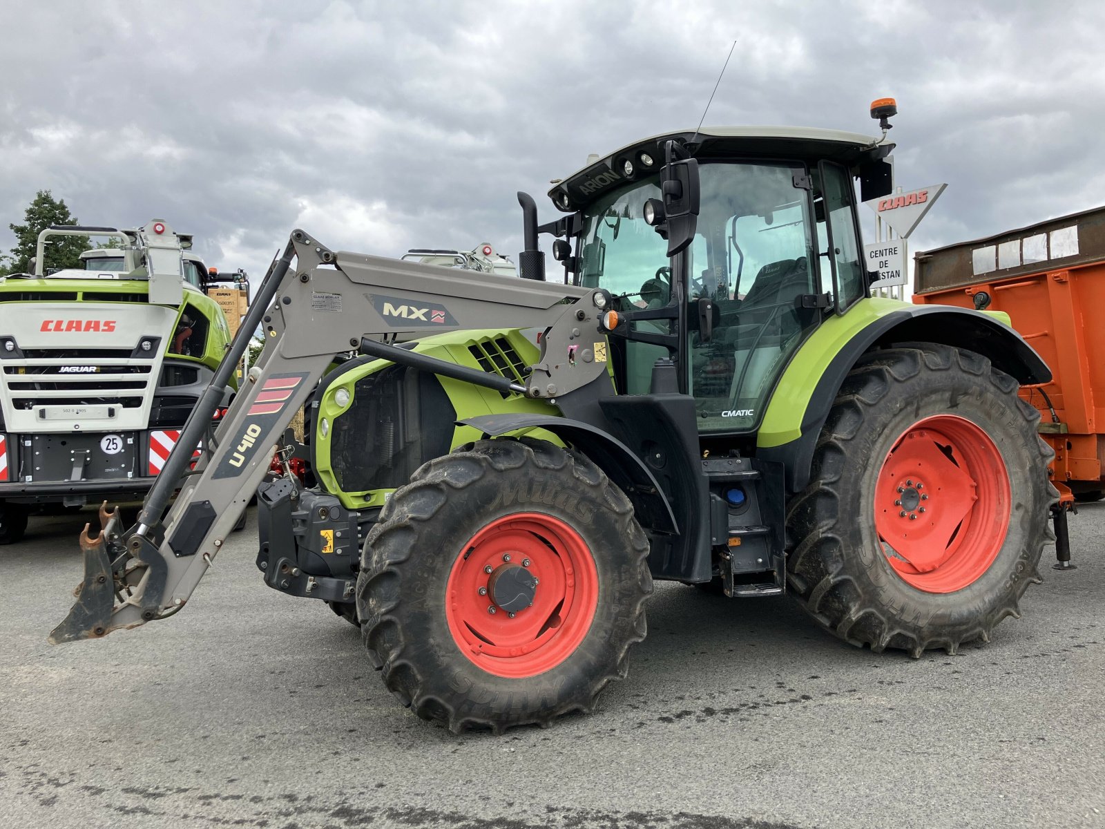 Traktor des Typs CLAAS ARION 530 CMATIC S5 ADV.+U410, Gebrauchtmaschine in BEGARD (Bild 2)