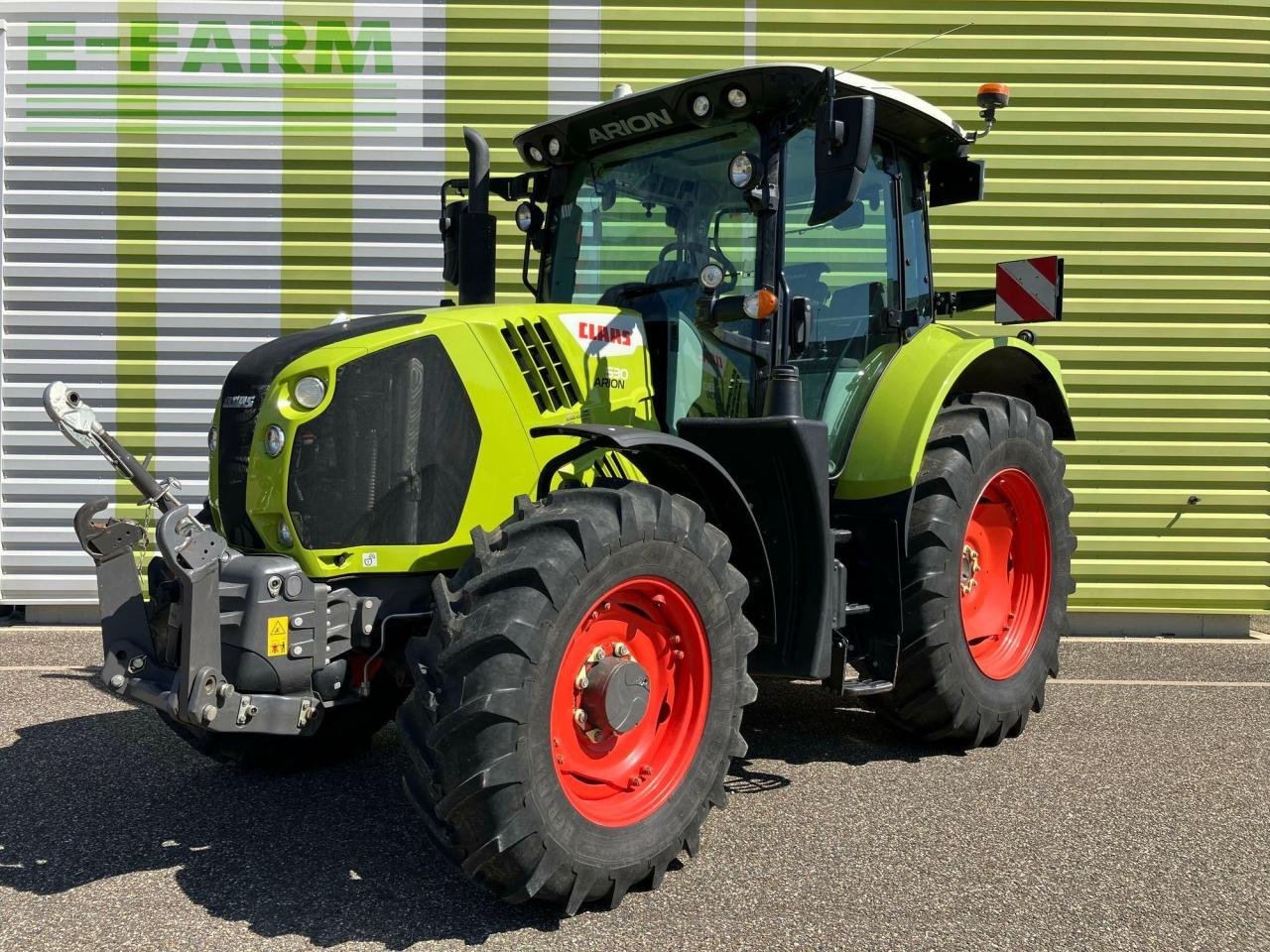 Traktor типа CLAAS arion 530 hexashift s5, Gebrauchtmaschine в AILLAS (33 - GIRONDE) (Фотография 2)