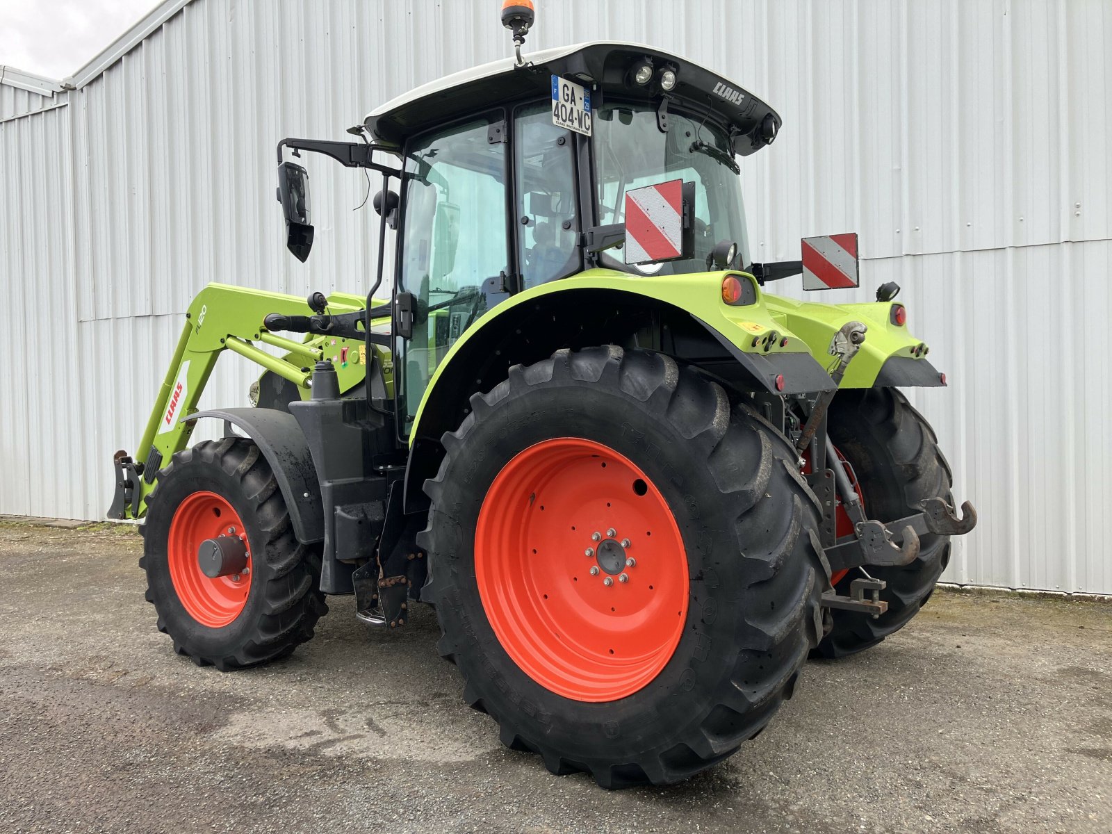 Traktor du type CLAAS ARION 530 HEXASHIFT S5, Gebrauchtmaschine en PLOUIGNEAU (Photo 2)