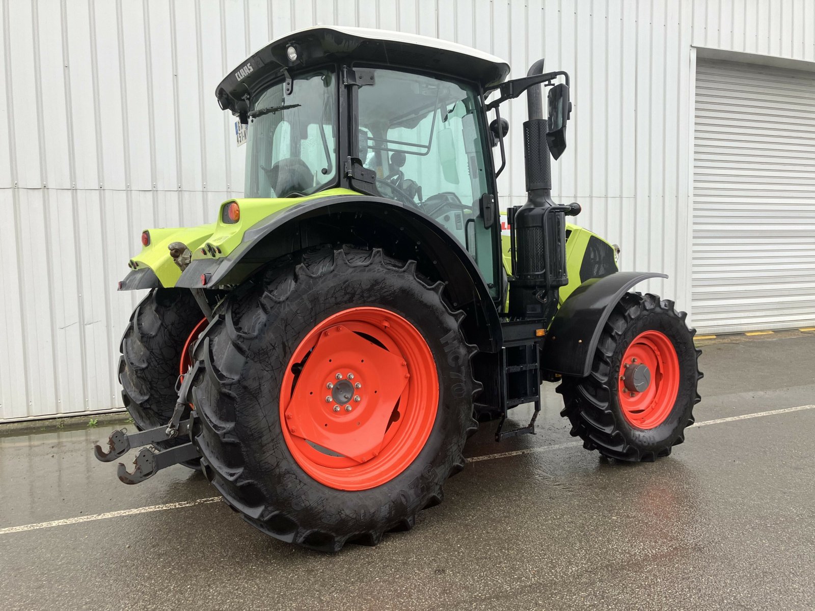 Traktor van het type CLAAS ARION 530 HEXASHIFT S5, Gebrauchtmaschine in PLOUIGNEAU (Foto 4)