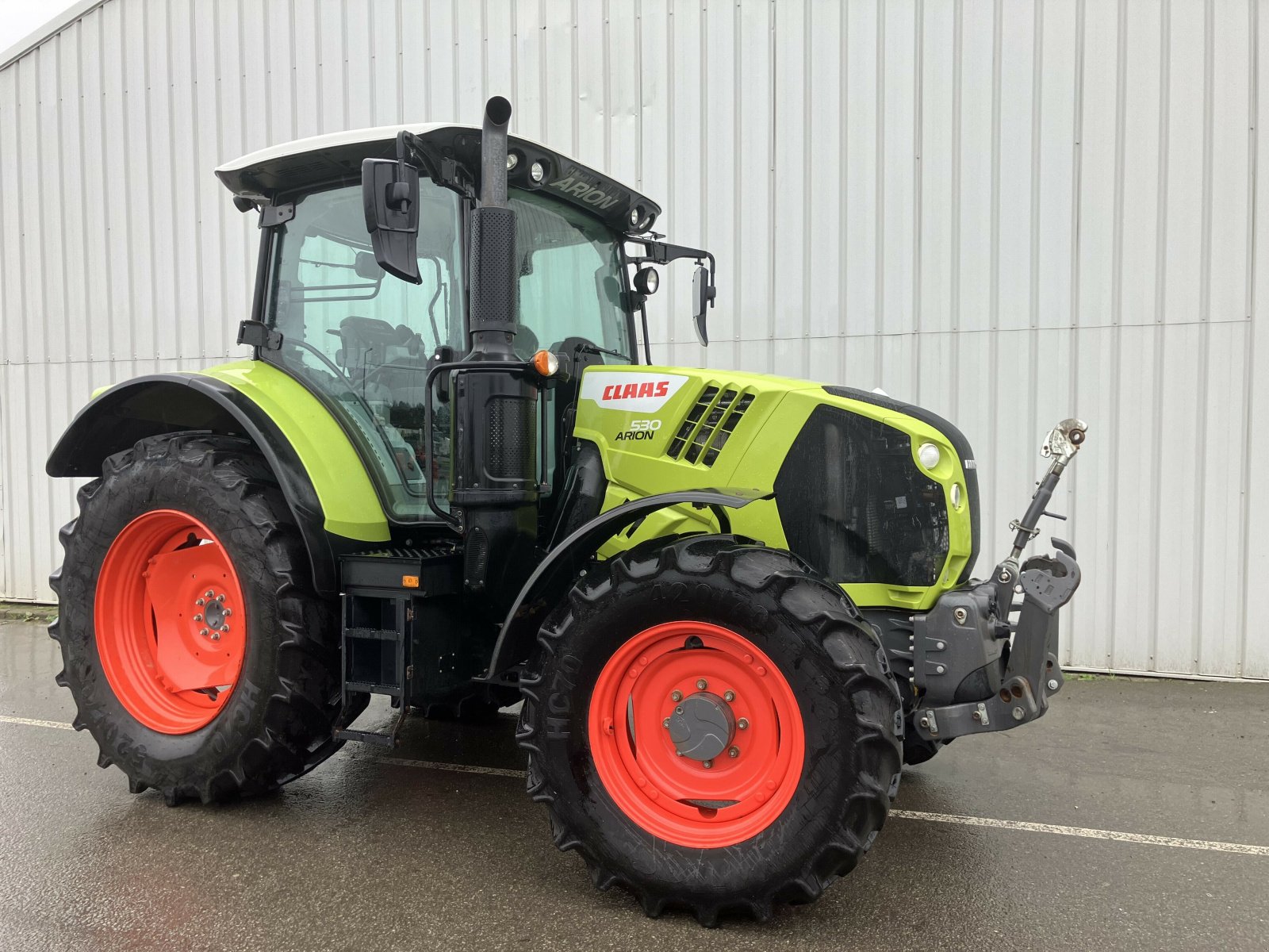 Traktor του τύπου CLAAS ARION 530 HEXASHIFT S5, Gebrauchtmaschine σε PLOUIGNEAU (Φωτογραφία 3)