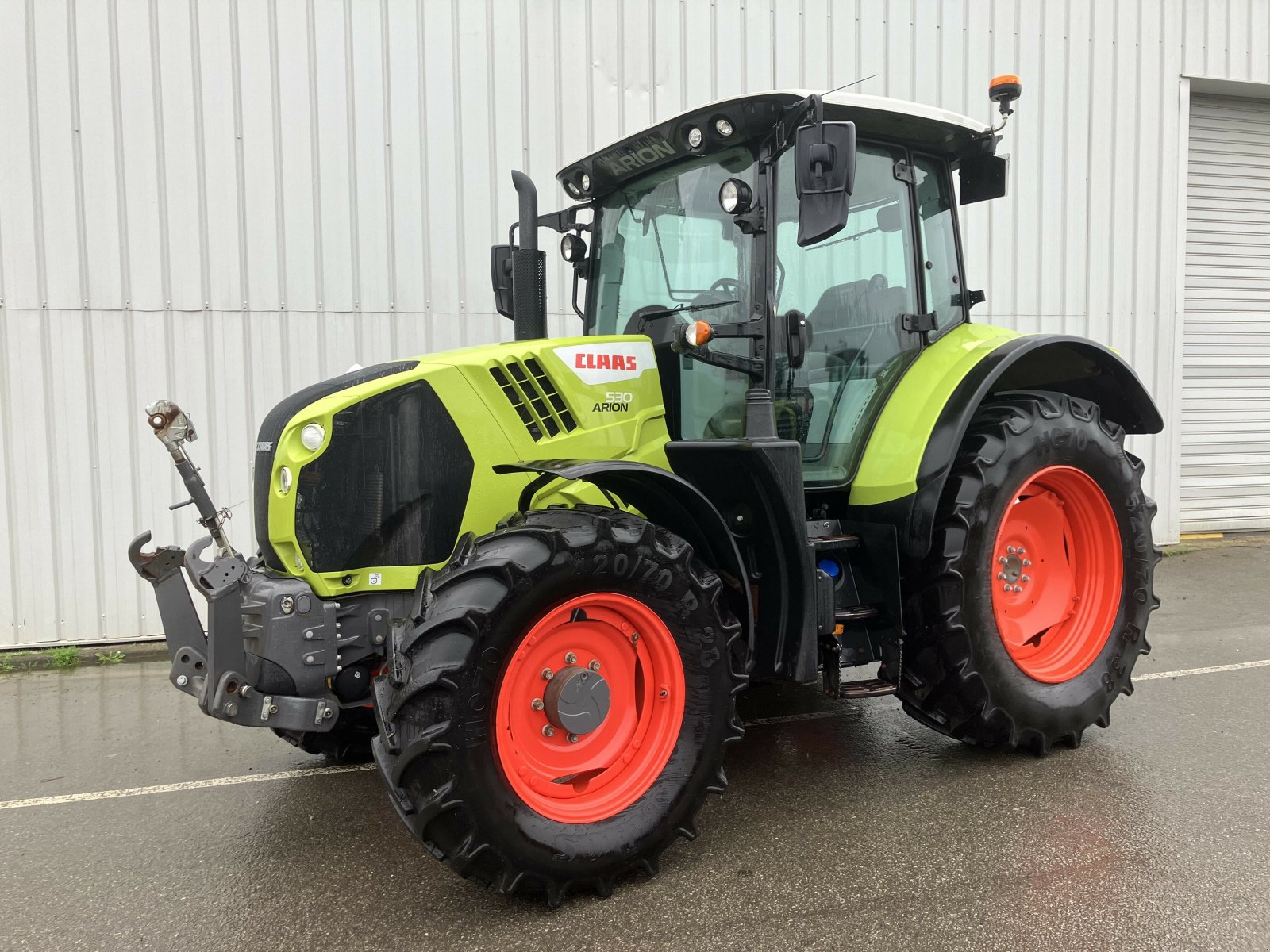 Traktor of the type CLAAS ARION 530 HEXASHIFT S5, Gebrauchtmaschine in PLOUIGNEAU (Picture 1)