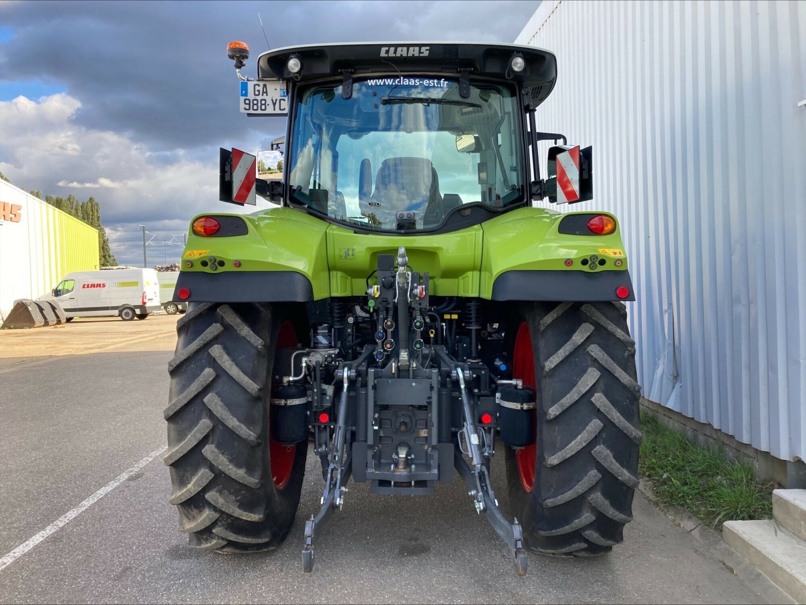 Traktor typu CLAAS ARION 530 HEXASHIFT S5, Gebrauchtmaschine w CHEMINOT (Zdjęcie 6)