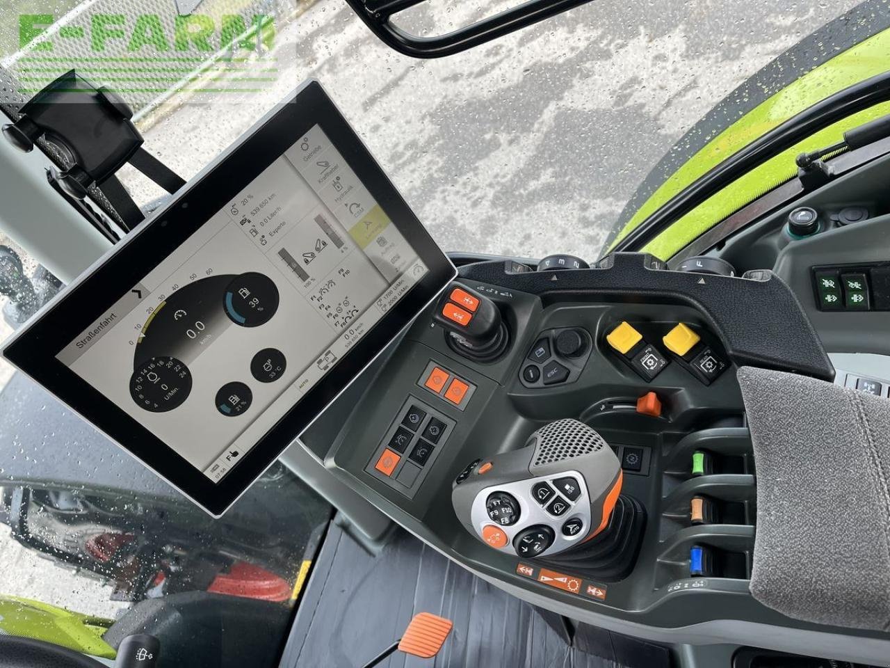 Traktor des Typs CLAAS arion 550 cebis CEBIS, Gebrauchtmaschine in ELIXHAUSEN (Bild 8)