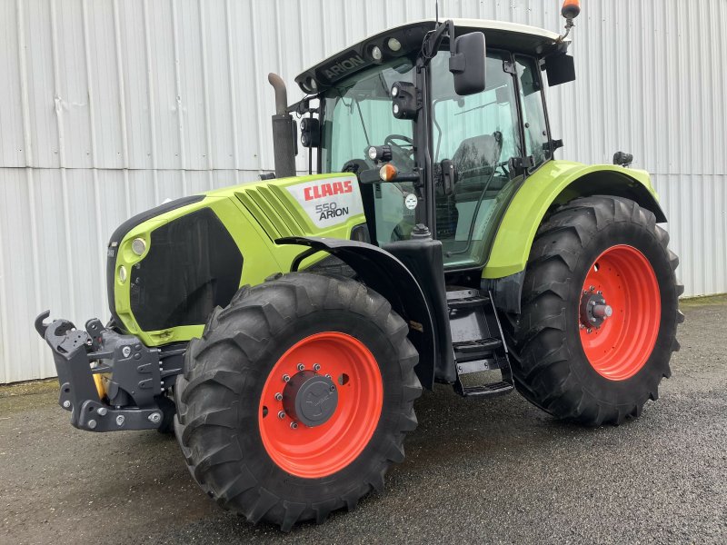 Traktor des Typs CLAAS ARION 550 CEBIS, Gebrauchtmaschine in PLOUIGNEAU (Bild 1)